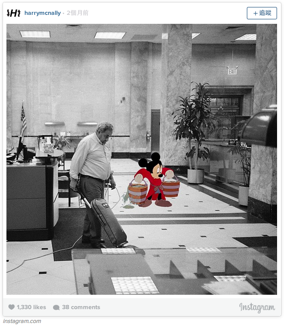 米老鼠在幫忙地板清潔工作。