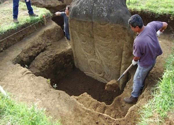 turns-out-easter-island-heads-have-detailed-bodies-7