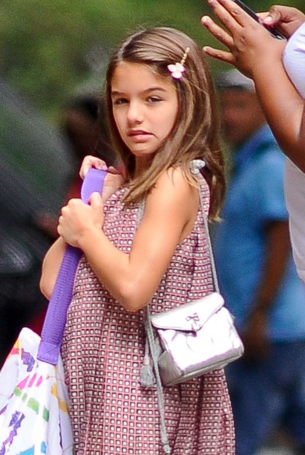 Tom-Cruise-and-Katie-Holmes-daughter-Suri-Cruise-returns-home-after-a-playdate-with-her-girlfriends-in-New-York-City-1