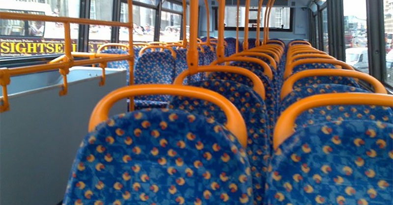 巴士椅子設計很難看