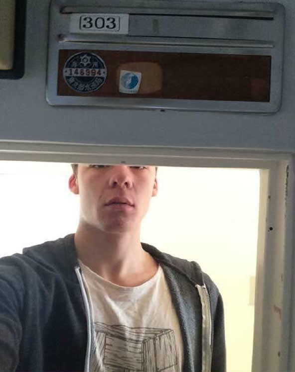 aL23M5v_700b_副本6