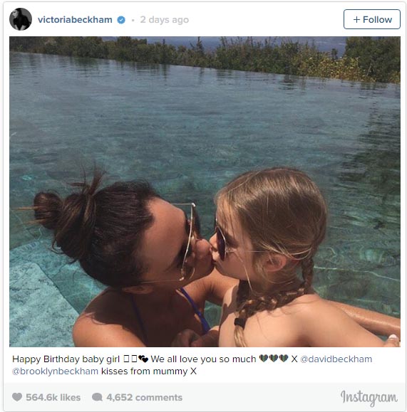 貝克漢老婆在女兒的5歲生日上傳了這張溫馨母女親嘴合照，沒想到竟讓很多網友都超不爽狂罵！