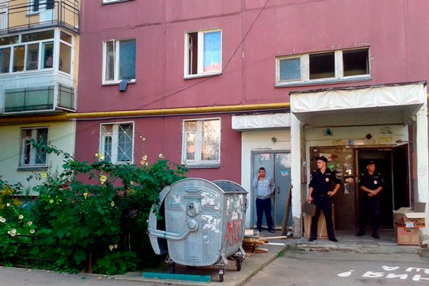 PAY-Father-ripper-14-block-of-flats-where-the-family-lived-must-credit-Komsomolskaya-Pavda-east2west-ne