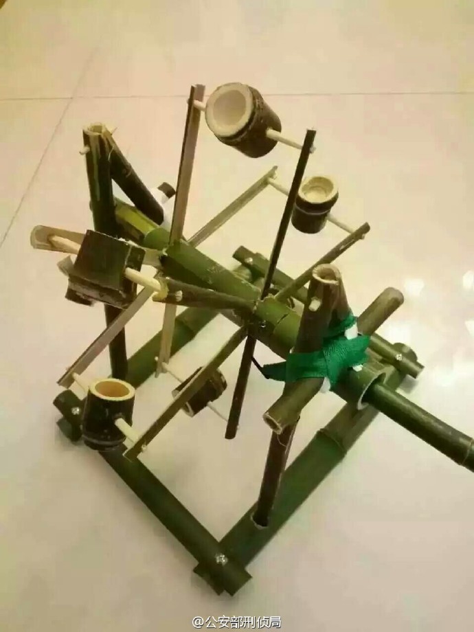 005utzb2jw1f2pq3w4m3mj30qo0zkac7