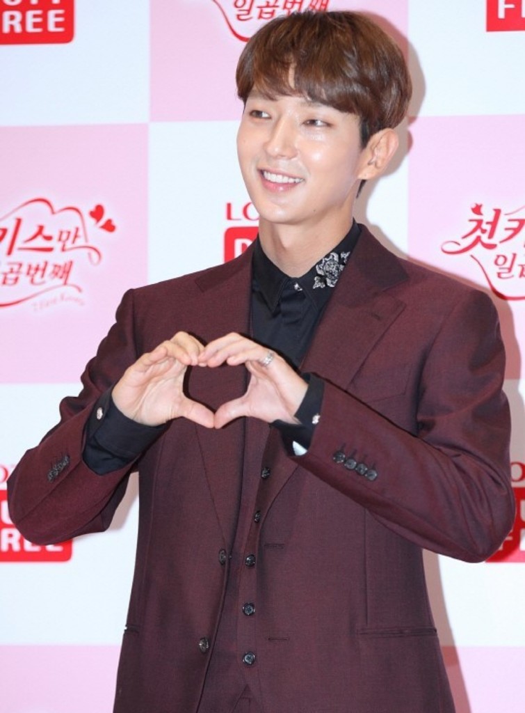 8235b349462f45d40e48f381983dcbe3