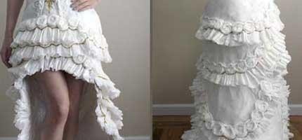 用廁紙做的婚紗