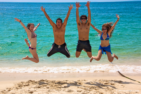 Jumping-with-friends-in-Puerto-Vallarta-Mexico