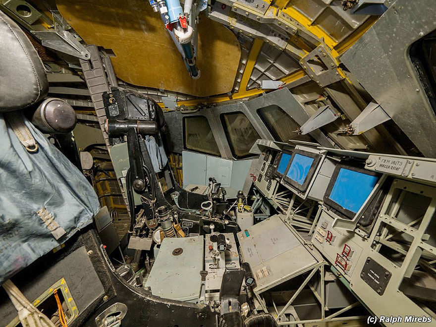 abandoned-soviet-space-shuttle-hangar-buran-baikonur-cosmodrome-kazakhstan-ralph-mirebs-12