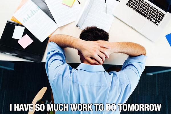 everyone-has-these-thoughts-when-getting-to-the-office-14-photos-5