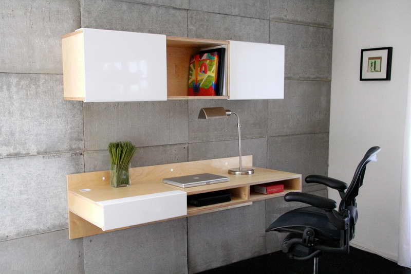 designer-home-office-desks-with-photo-frame