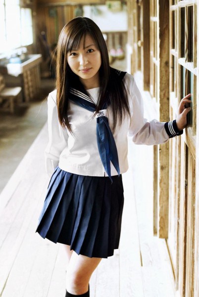 japanese-school-uniform-051-402x600