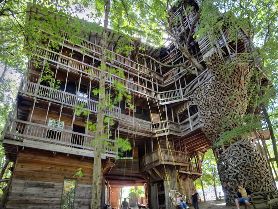 the-worlds-biggest-treehouse-proves-dreams-do-come-true-9-photos-video-10