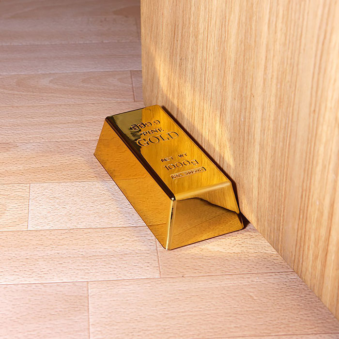 creative-doorstops-27__700