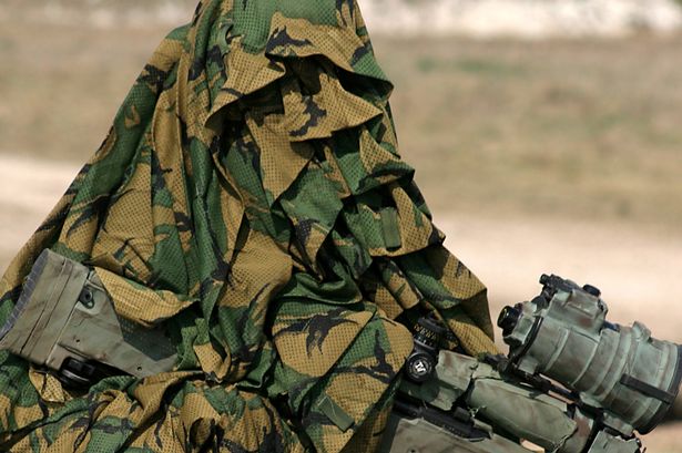 SAS-Soldier-wearing-special-ghost-suit-allows-soldiers-to-evade-enemy-radar