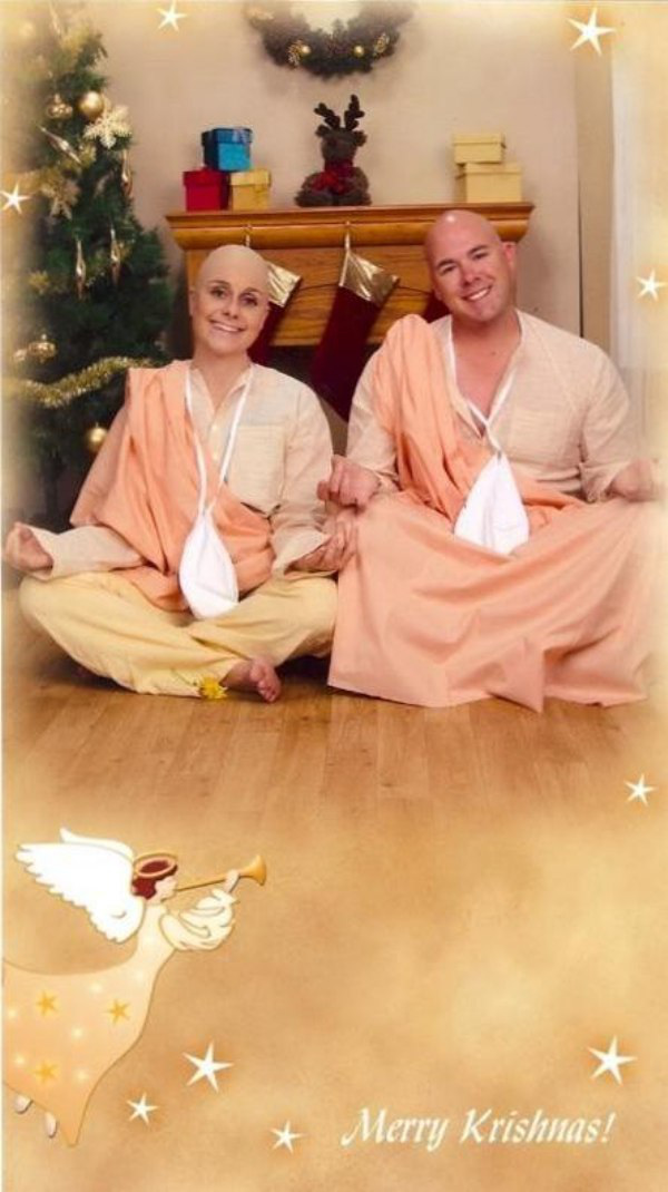 couple-sends-best-christmas-cards-11