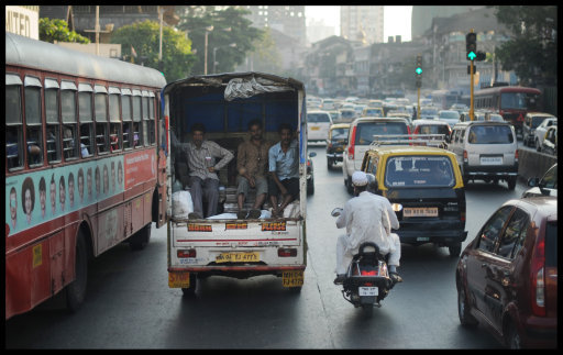 Stock photographs of street scenes in Mumbai, India. PRESS ASSOCIATION Photo. Picture date: Thursday November 29 2012. See PA story. Photo credit should read: Stefan Rousseau/PA