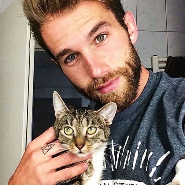 hot-dudes-with-kittens-instagram-48__605