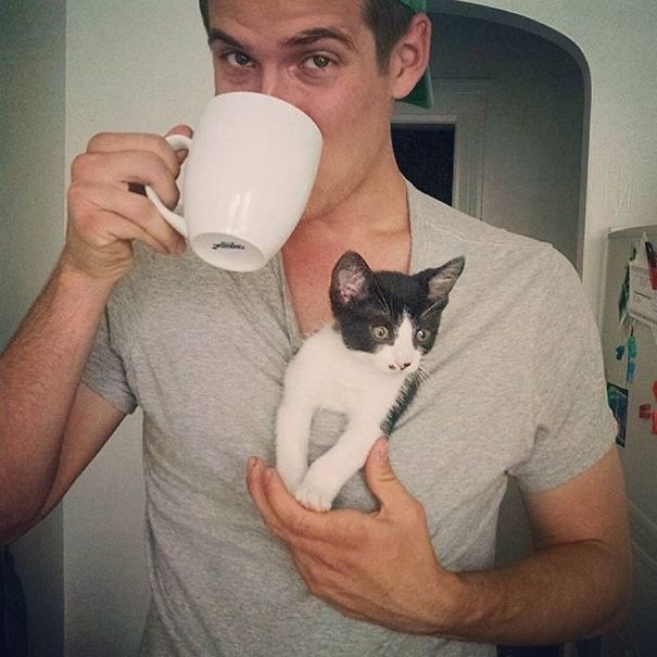 hot-dudes-with-kittens-instagram-50__605