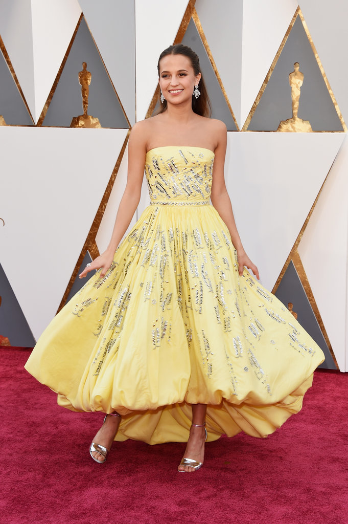 Alicia-Vikander-Louis-Vuitton-Dress-Oscars-2016