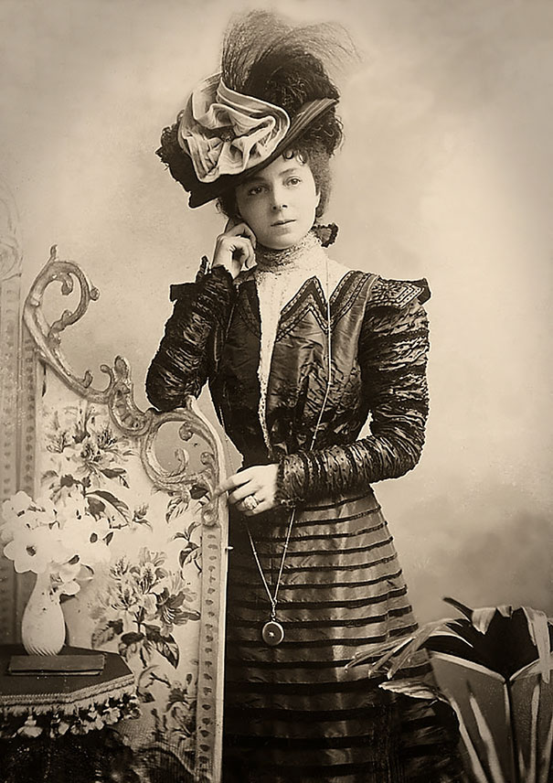 vintage-women-beauty-1900-1910-74__605