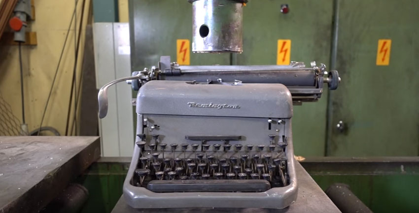 壓爆typewriter