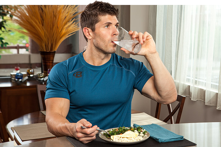 4-ways-to-maintain-a-calorie-deficit-without-counting-macros_01