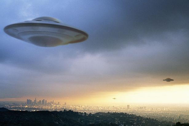 UFO-spacecraft-spaceship
