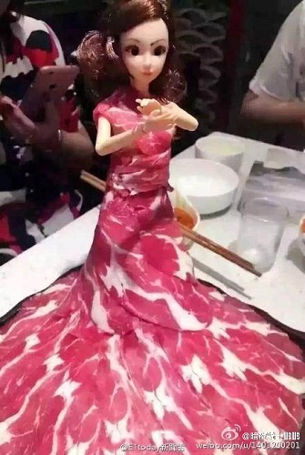 doll_wrapped_in_meats3