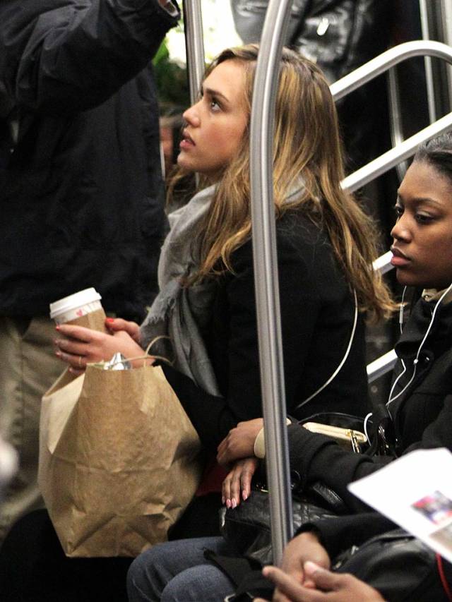 celebrities-on-the-subway4