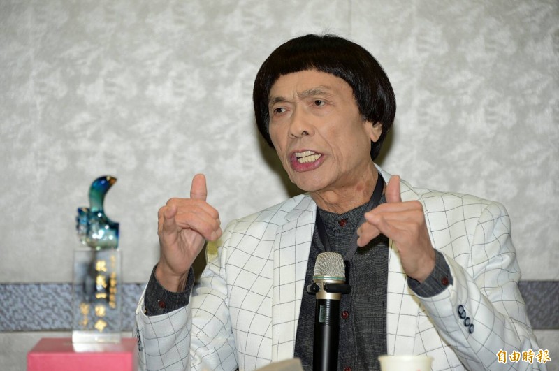 豬哥亮在醫院自爆大腸癌末期「不開刀只剩4個月」,他說「「還有很多事要了結」。% 照片 豬哥亮在醫院自爆大腸癌末期「不開刀只剩4個月」,他說「「還有很多事要了結」。