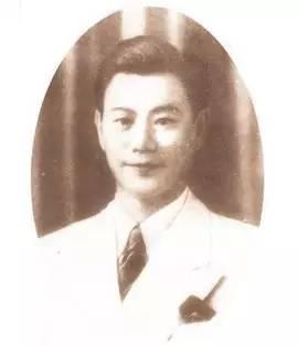 111歲的她兩度喪夫還罹患絕症,她依然「穿旗袍加高跟鞋」跑趴!長壽秘訣:「被上帝忘了」。% 照片 111歲的她兩度喪夫還罹患絕症,她依然「穿旗袍加高跟鞋」跑趴!長壽秘訣:「被上帝忘了」。