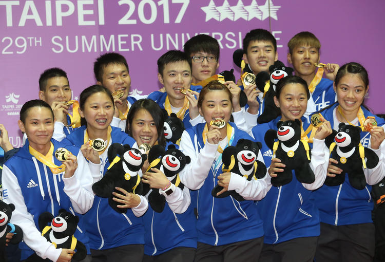 台灣羽球團體賽順利3勝世大運「首次奪金」，光榮贏得「千萬國光獎金」！
