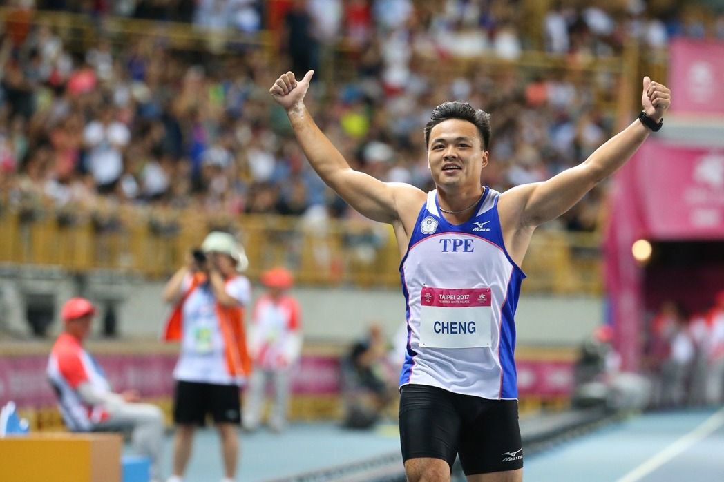 比奥运金牌还远！「台湾之光」郑兆村飙91公尺36夺金，「冲破亚洲圣域纪录」史上仅12人达成！