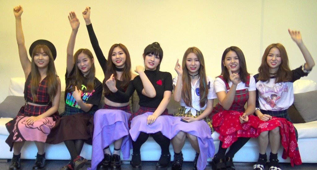 露屁股蛋镇定继续跳…(影片)