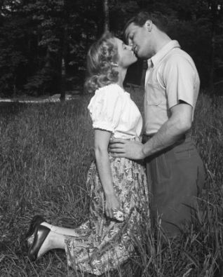 %e6%ad%b7%e5%8f%b2%e6%94%be%e9%96%83%e7%85%a7