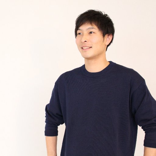 他到大阪出差忘了訂飯店 終於找到房間後進門卻傻眼...「我住的是巨人房?」% 照片 他到大阪出差忘了訂飯店 終於找到房間後進門卻傻眼...「我住的是巨人房?」