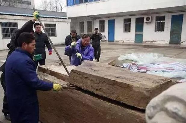 挖地基卻「挖到600年前的女人」!皮膚狀態根本剛下土 超狂防腐技巧考古學家全傻掉% 照片 挖地基卻「挖到600年前的女人」!皮膚狀態根本剛下土 超狂防腐技巧考古學家全傻掉