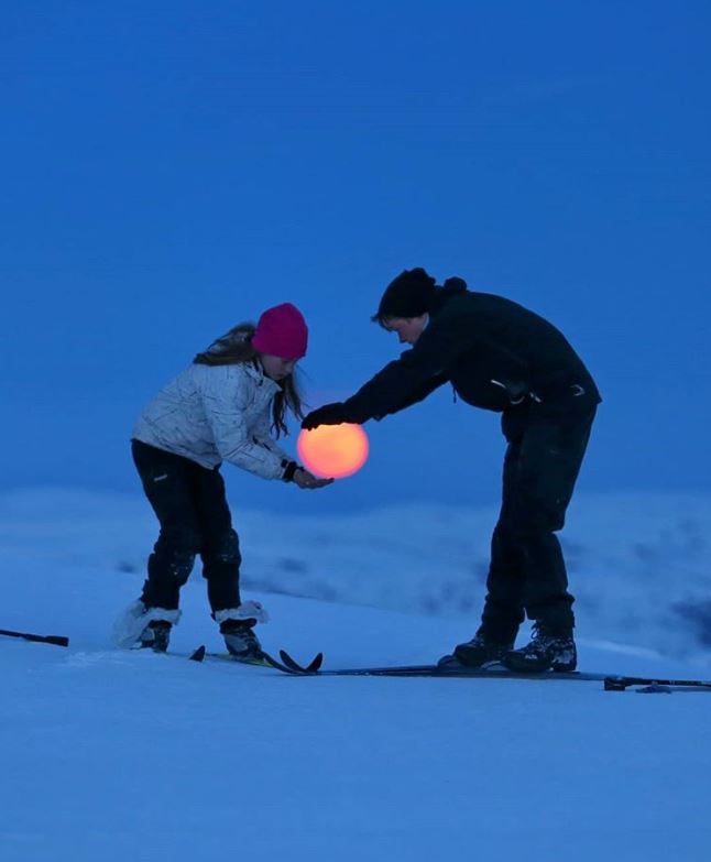 %e9%a9%9a%e4%ba%ba%e5%b7%a7%e5%90%88%e7%85%a7