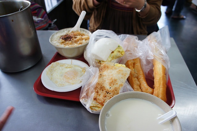 為什麽豆漿店都叫「永豆」?專業網友挖出「珍貴歷史」解答:跟看棒球有關係!% 照片 為什麽豆漿店都叫「永豆」?專業網友挖出「珍貴歷史」解答:跟看棒球有關係!