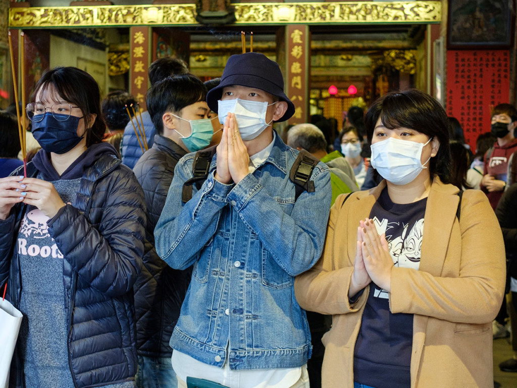 台北搭捷運即日起「須全程戴口罩」 違規者「開罰1.5萬」!% 照片 台北搭捷運即日起「須全程戴口罩」 違規者「開罰1.5萬」!